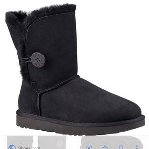 Black bailey button uggs